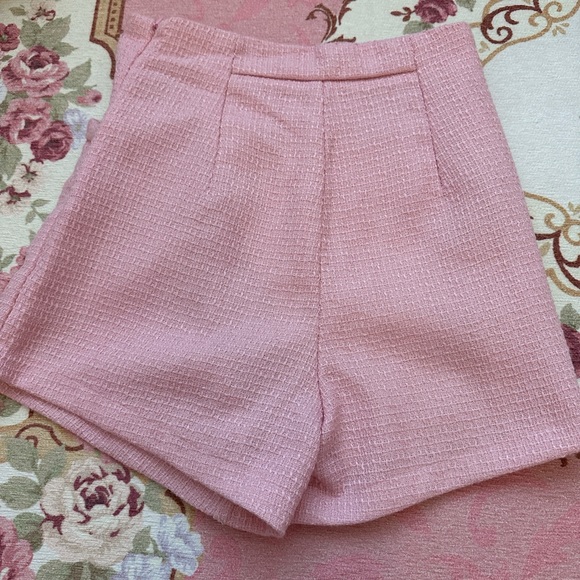 CUTE PINK TWEED SKIRT AND BLOUSE BUNDLE 🎀🩷 - Picture 4 of 6